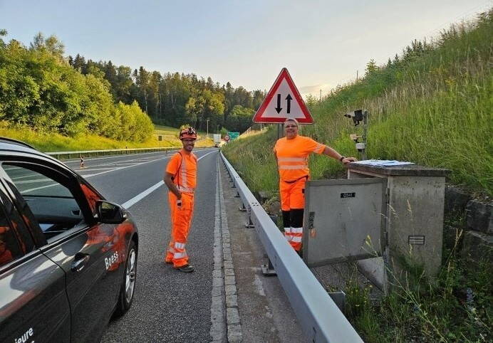 N15 Instandsetzung Die N15 zwischen Rapperswil und Reichenburg braucht eine Erneuerung der Betriebs- und Sicherheitsausrüstung. 16 km Strecke mit sechs Tunnel müssen bis zur nächsten Gesamtsanierung sicher funktionieren. Boess leitet die Planung für das ASTRA Instandsetzungsprojekt.